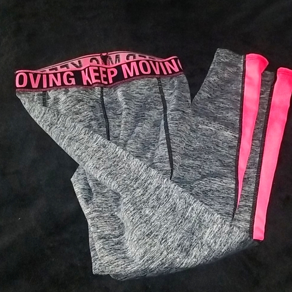 Keep moving leggings - Picture 3 of 3